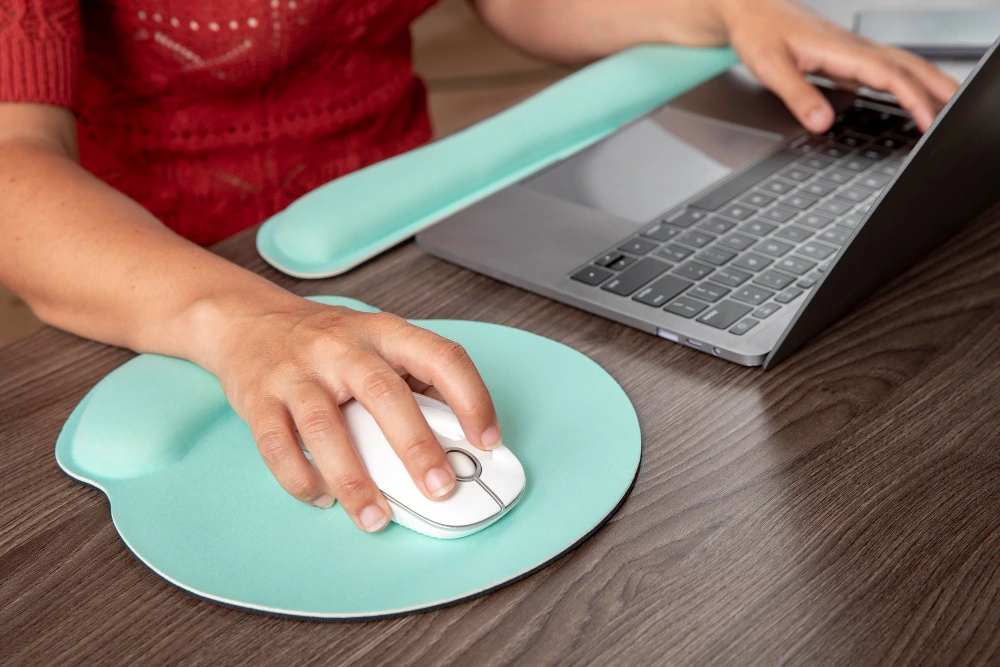 5 Alasan Anda Butuh Mouse Pad Custom sebagai Suvenir Promosi Perusahaan!